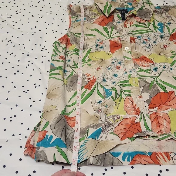 Izod - washable silk sleeveless floral top, size 10 - Picture 10 of 10